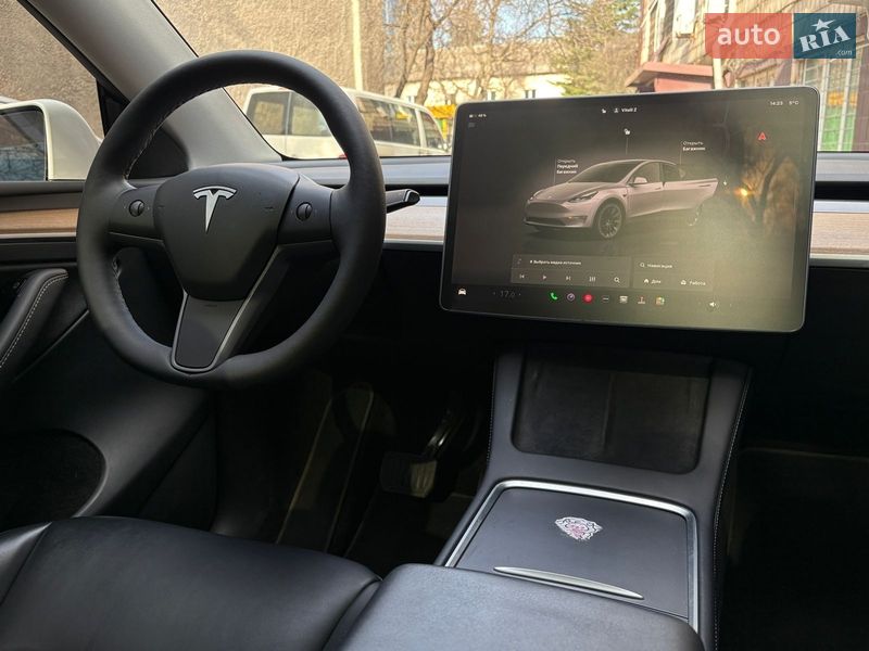 Внедорожник / Кроссовер Tesla Model Y 2022 в Киеве