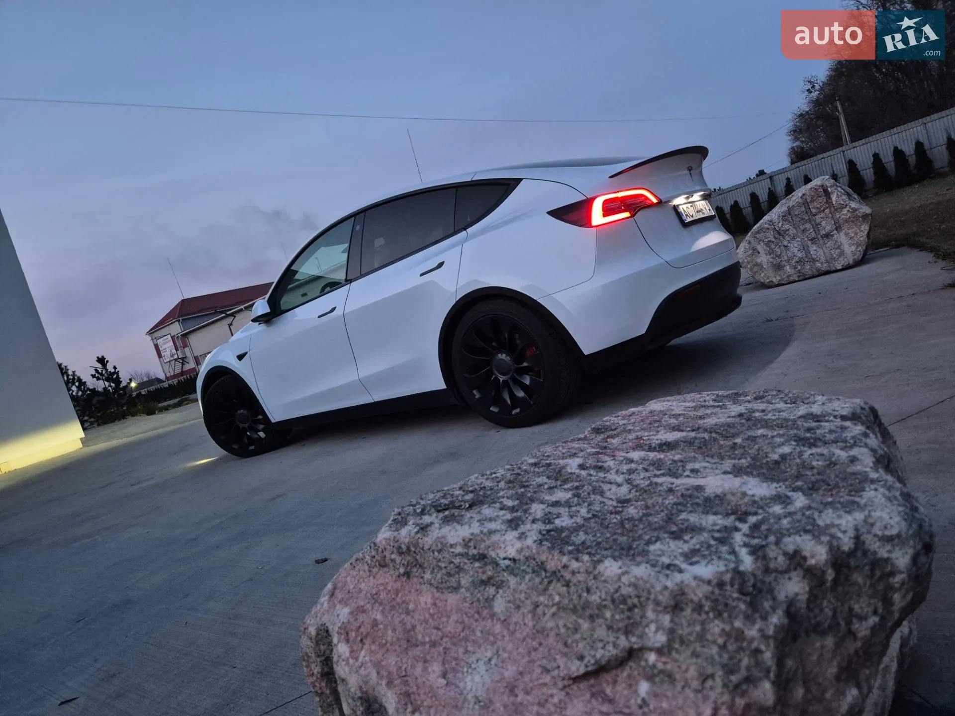 2022 Tesla Model Y - мініатюра 13
