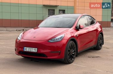 Позашляховик / Кросовер Tesla Model Y 2021 в Кам'янському