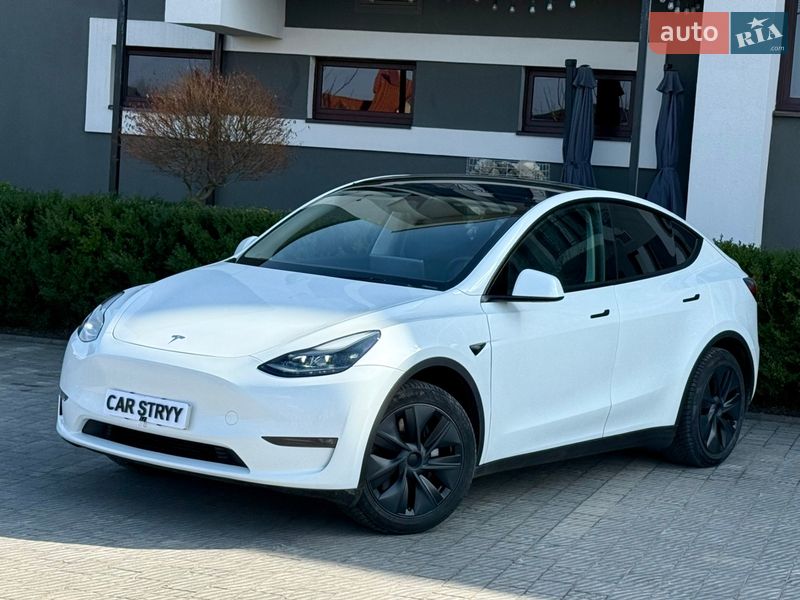 Внедорожник / Кроссовер Tesla Model Y 2024 в Стрые