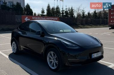 Позашляховик / Кросовер Tesla Model Y 2024 в Львові