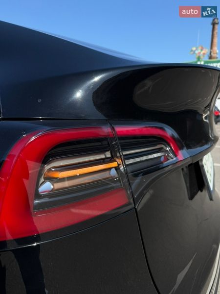 Позашляховик / Кросовер Tesla Model Y 2024 в Львові