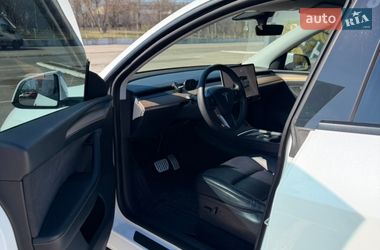 Внедорожник / Кроссовер Tesla Model Y 2022 в Киеве