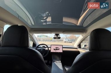 Внедорожник / Кроссовер Tesla Model Y 2022 в Киеве