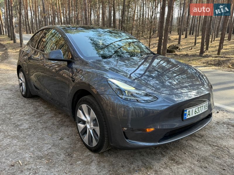 Позашляховик / Кросовер Tesla Model Y 2022 в Києві фото 2 Позашляховик / Кросовер Tesla Model Y 2022 в Києві