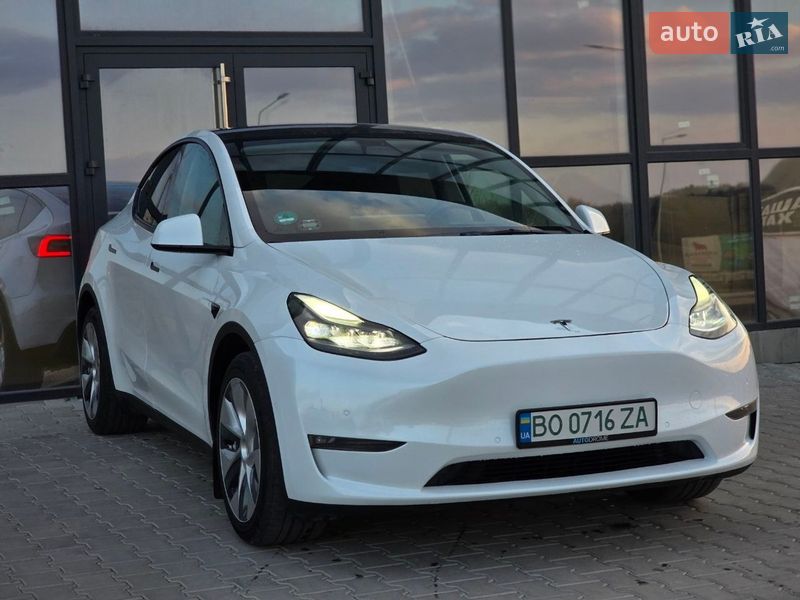Позашляховик / Кросовер Tesla Model Y 2022 в Тернополі фото 2 Позашляховик / Кросовер Tesla Model Y 2022 в Тернополі