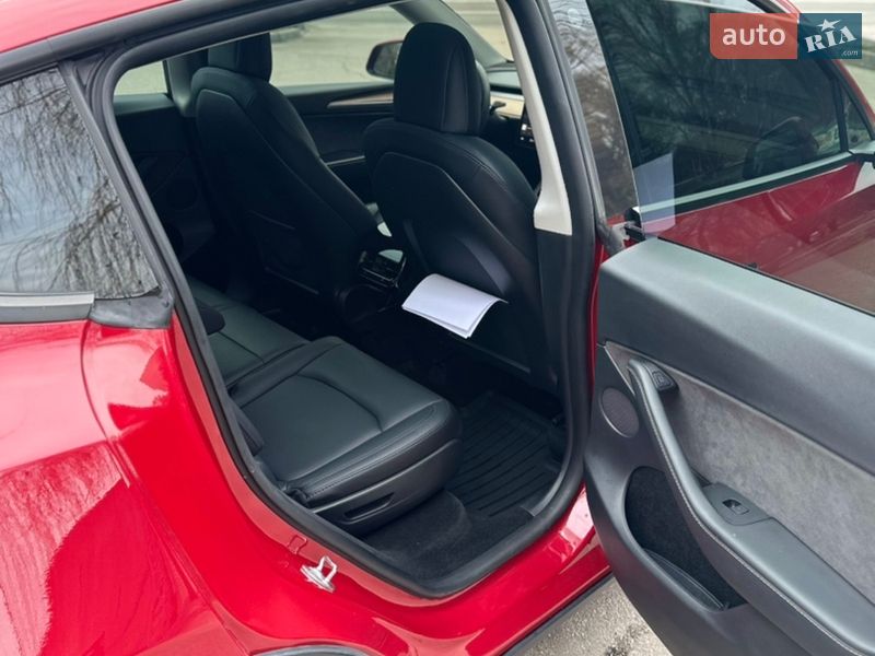Внедорожник / Кроссовер Tesla Model Y 2022 в Днепре фото 11 Внедорожник / Кроссовер Tesla Model Y 2022 в Днепре