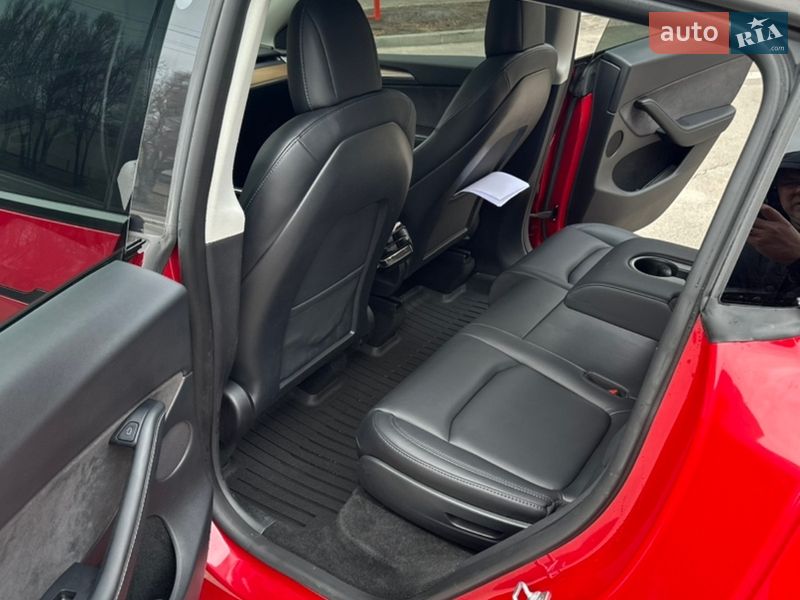 Внедорожник / Кроссовер Tesla Model Y 2022 в Днепре фото 14 Внедорожник / Кроссовер Tesla Model Y 2022 в Днепре