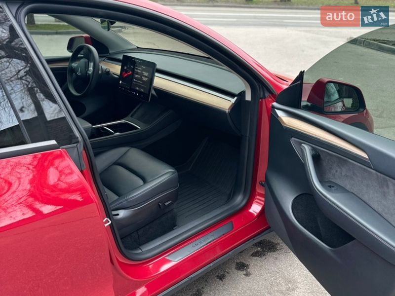 Внедорожник / Кроссовер Tesla Model Y 2022 в Днепре фото 16 Внедорожник / Кроссовер Tesla Model Y 2022 в Днепре