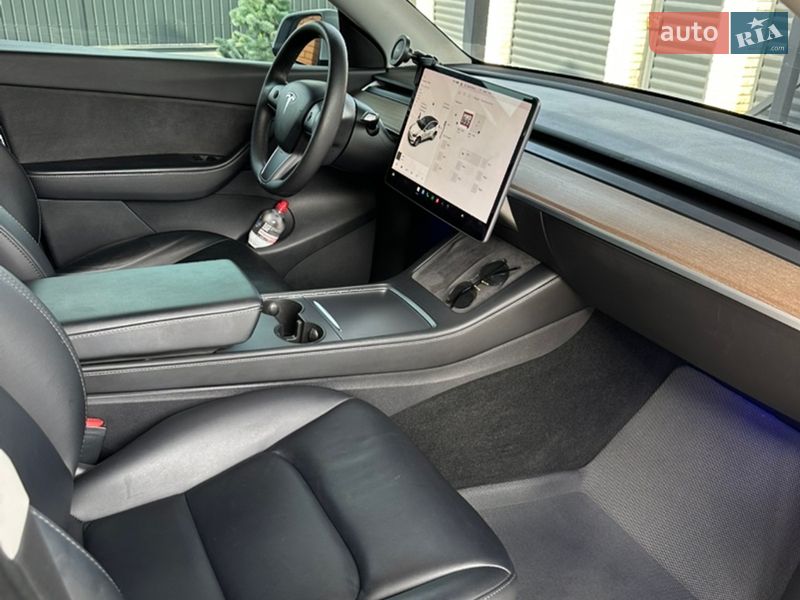 Внедорожник / Кроссовер Tesla Model Y 2021 в Виннице