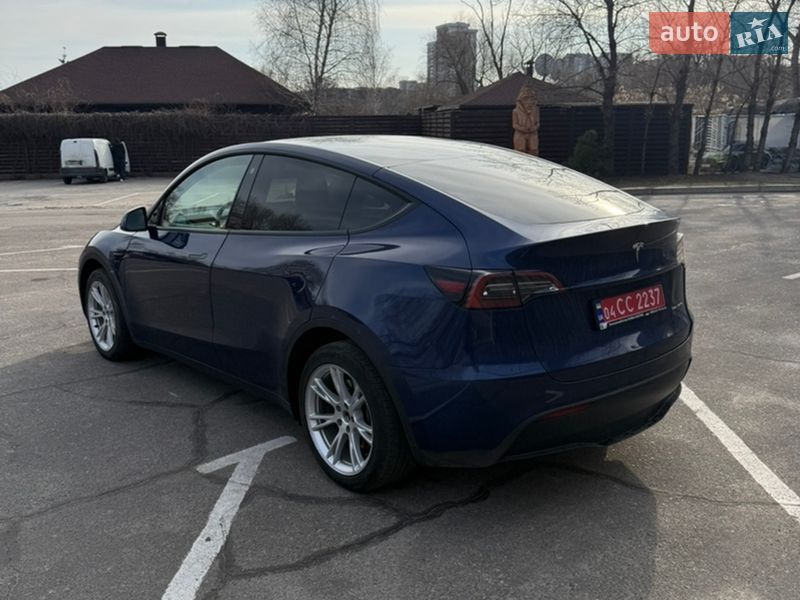 Позашляховик / Кросовер Tesla Model Y 2023 в Дніпрі фото 7 Позашляховик / Кросовер Tesla Model Y 2023 в Дніпрі