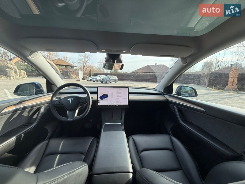 Позашляховик / Кросовер Tesla Model Y 2023 в Дніпрі фото 13 Позашляховик / Кросовер Tesla Model Y 2023 в Дніпрі