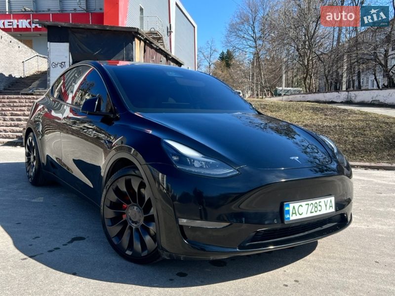 Внедорожник / Кроссовер Tesla Model Y 2022 в Харькове