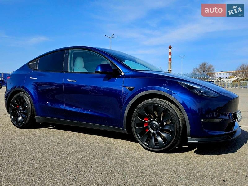 Внедорожник / Кроссовер Tesla Model Y 2023 в Днепре фото 16 Внедорожник / Кроссовер Tesla Model Y 2023 в Днепре