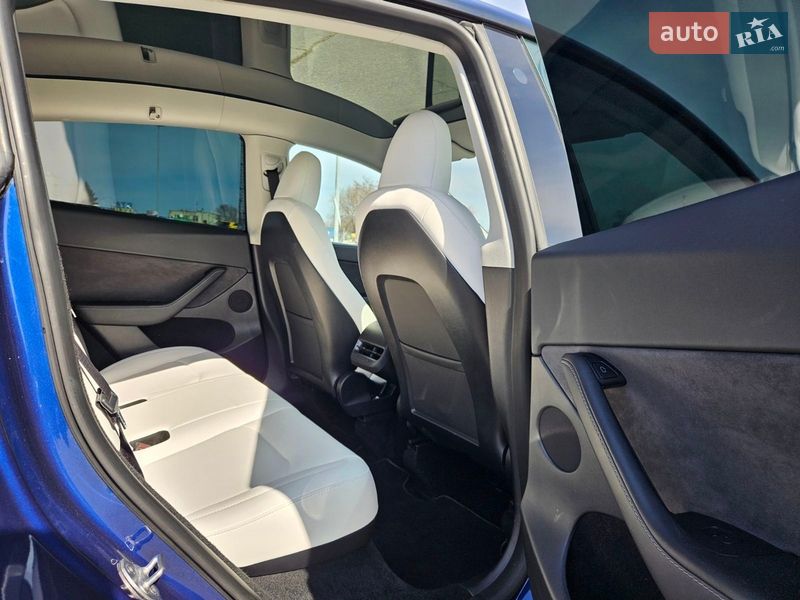 Внедорожник / Кроссовер Tesla Model Y 2023 в Днепре фото 25 Внедорожник / Кроссовер Tesla Model Y 2023 в Днепре