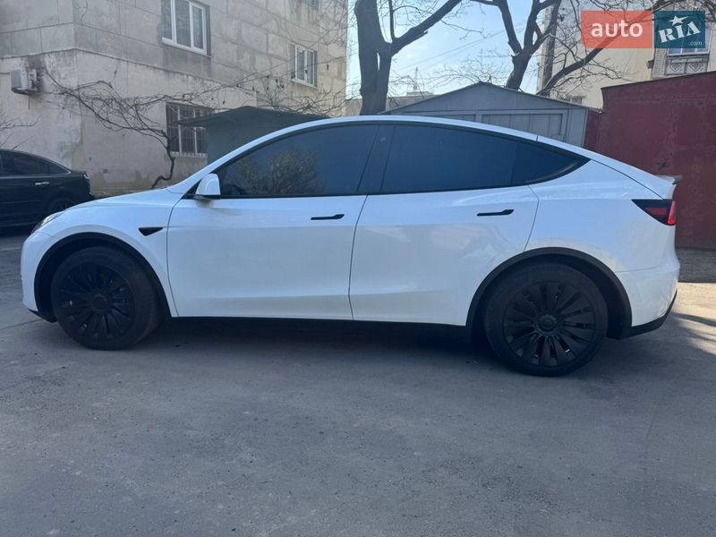 Внедорожник / Кроссовер Tesla Model Y 2020 в Одессе