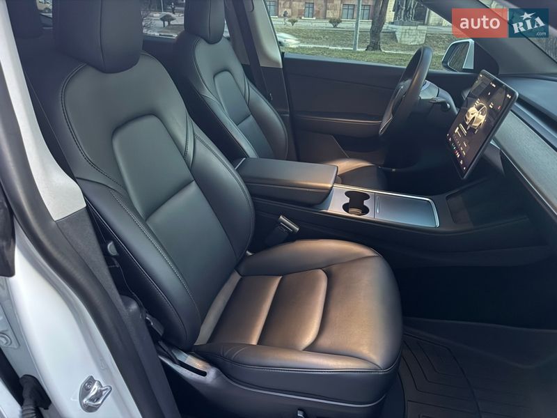 Внедорожник / Кроссовер Tesla Model Y 2022 в Харькове фото 27 Внедорожник / Кроссовер Tesla Model Y 2022 в Харькове