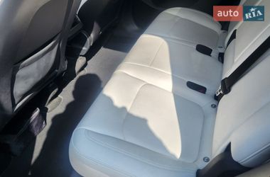 Внедорожник / Кроссовер Tesla Model Y 2022 в Киеве