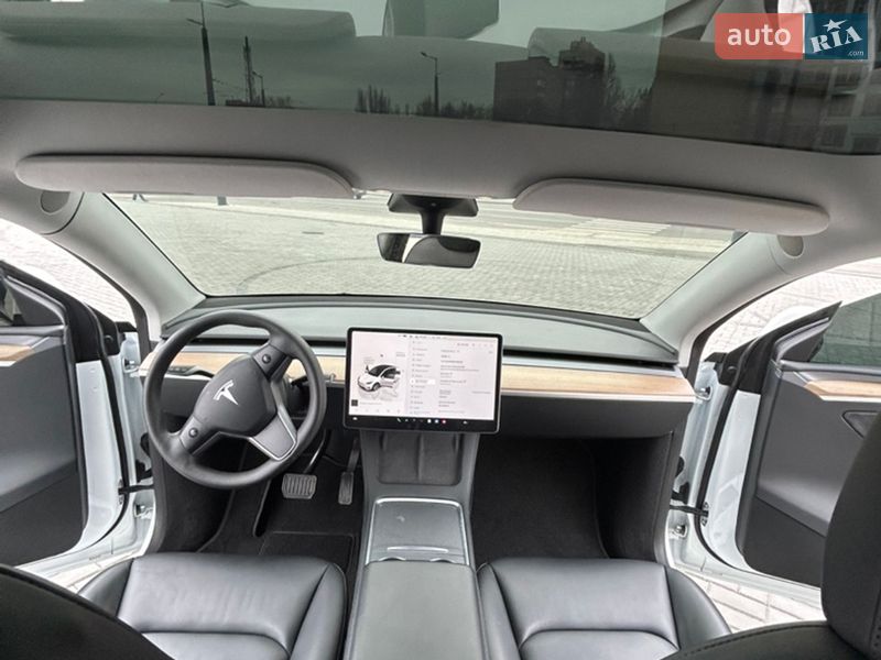 Внедорожник / Кроссовер Tesla Model Y 2023 в Днепре фото 36 Внедорожник / Кроссовер Tesla Model Y 2023 в Днепре