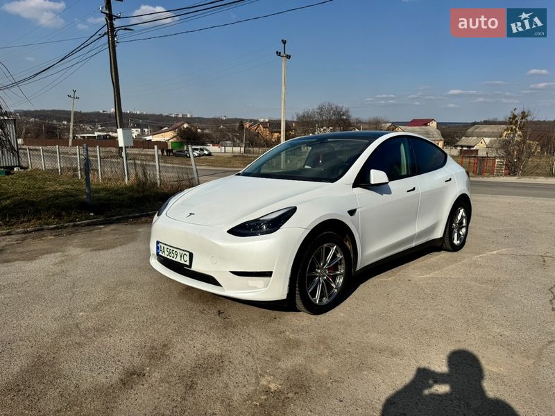 Внедорожник / Кроссовер Tesla Model Y 2023 в Киеве фото 17 Внедорожник / Кроссовер Tesla Model Y 2023 в Киеве