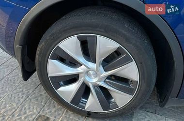 Позашляховик / Кросовер Tesla Model Y 2021 в Надвірній
