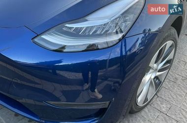 Позашляховик / Кросовер Tesla Model Y 2021 в Надвірній