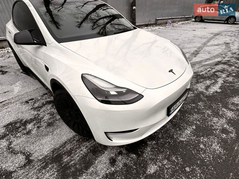 Внедорожник / Кроссовер Tesla Model Y 2023 в Виннице фото 3 Внедорожник / Кроссовер Tesla Model Y 2023 в Виннице