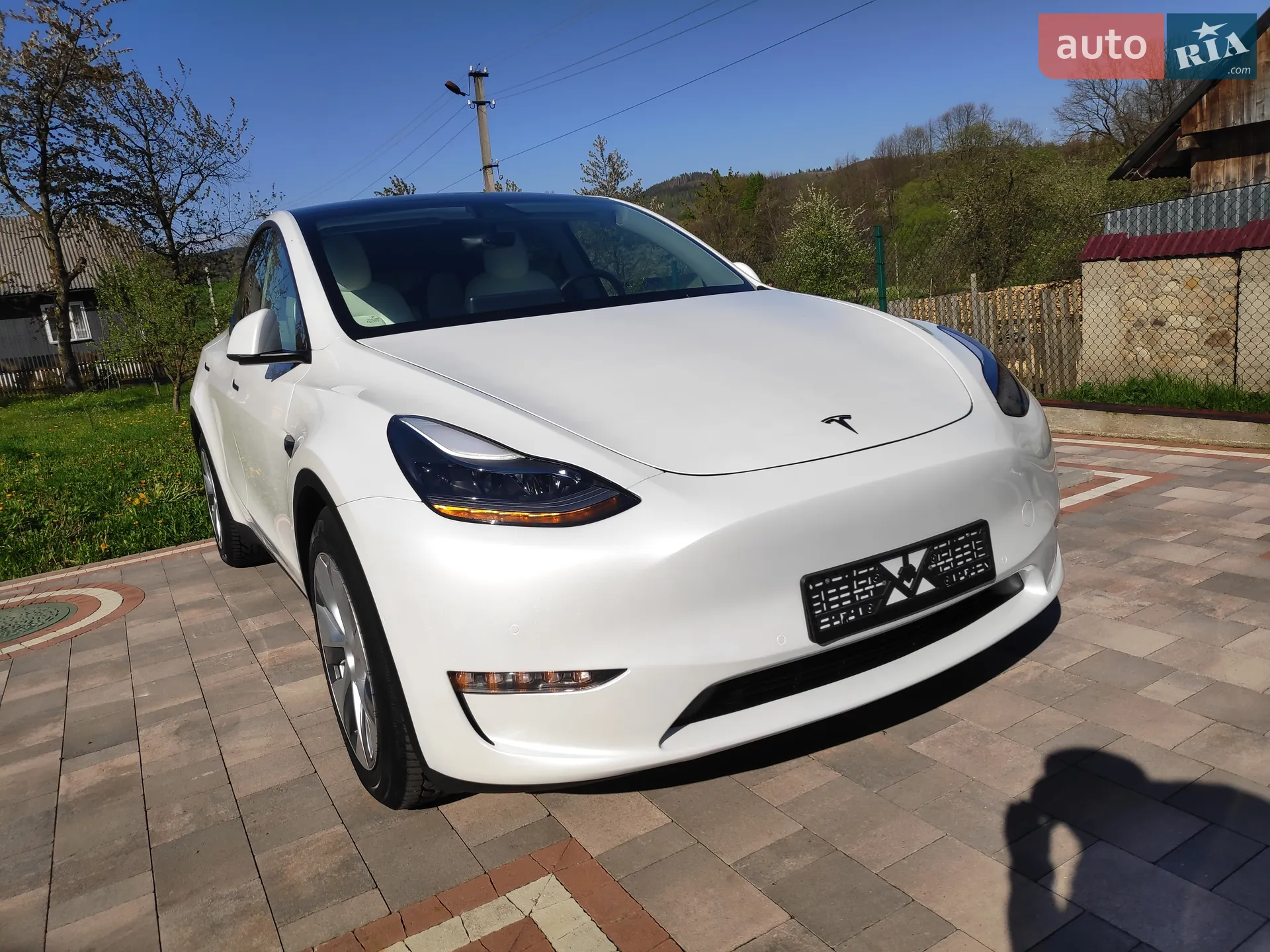 2020 Tesla Model Y - мініатюра 2