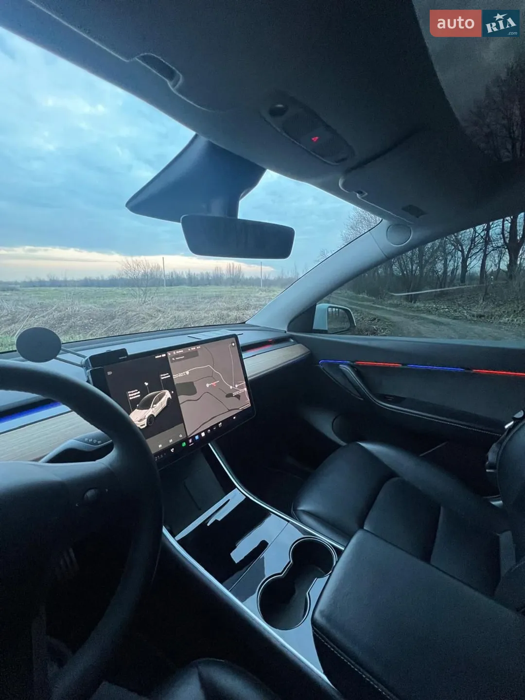 2020 Tesla Model Y - мініатюра 21