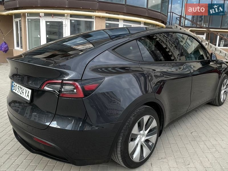 Внедорожник / Кроссовер Tesla Model Y 2024 в Тернополе фото 2 Внедорожник / Кроссовер Tesla Model Y 2024 в Тернополе