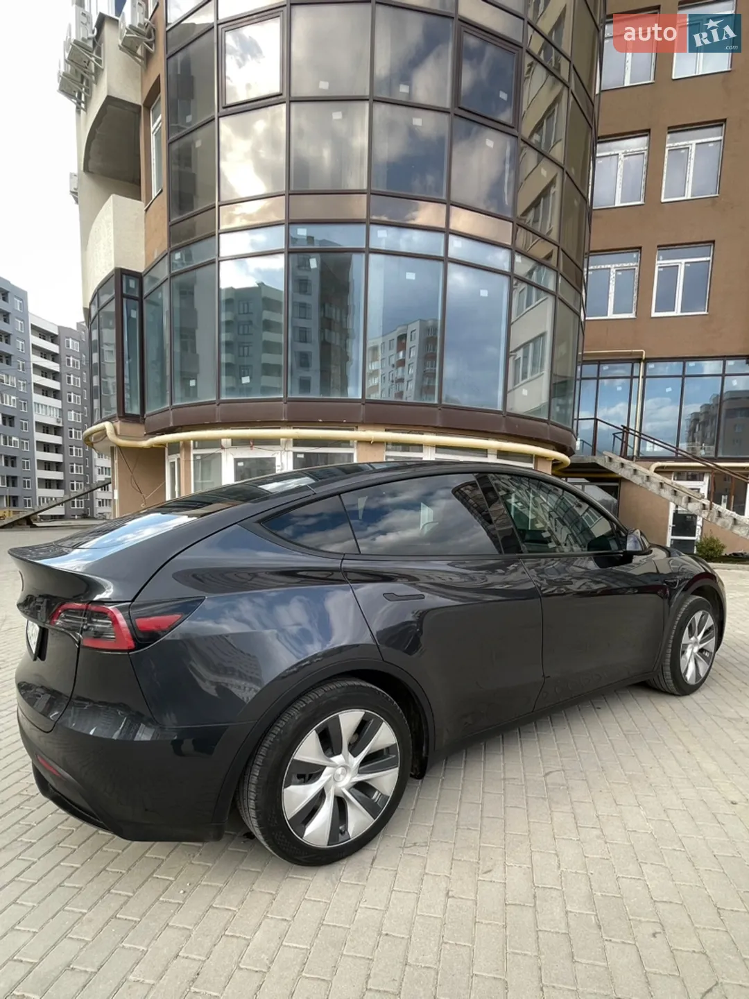 2024 Tesla Model Y - мініатюра 11