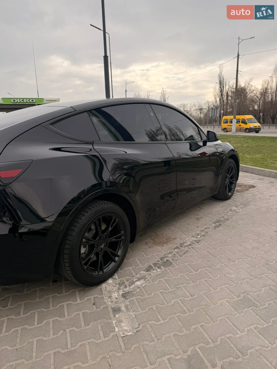2023 Tesla Model Y - мініатюра 13