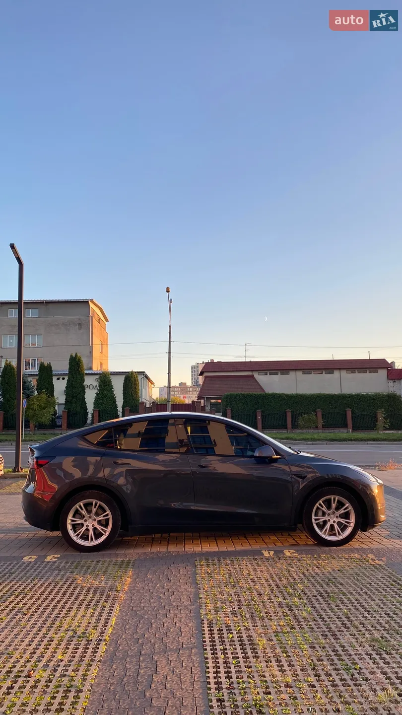 2021 Tesla Model Y - мініатюра 4