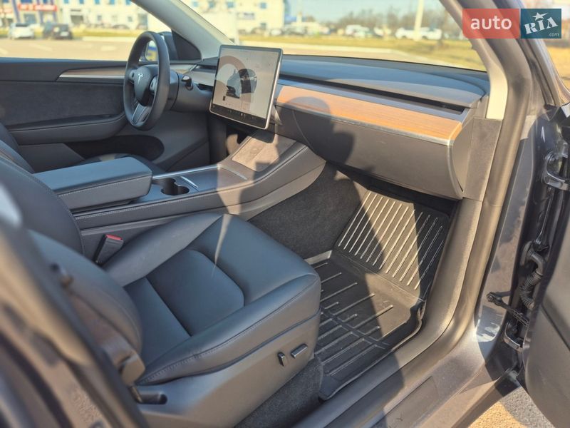 Внедорожник / Кроссовер Tesla Model Y 2023 в Житомире фото 15 Внедорожник / Кроссовер Tesla Model Y 2023 в Житомире