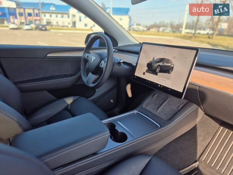 Внедорожник / Кроссовер Tesla Model Y 2023 в Житомире фото 17 Внедорожник / Кроссовер Tesla Model Y 2023 в Житомире