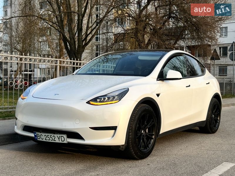 Tesla Model Y 2021 Tesla Model Y 2021