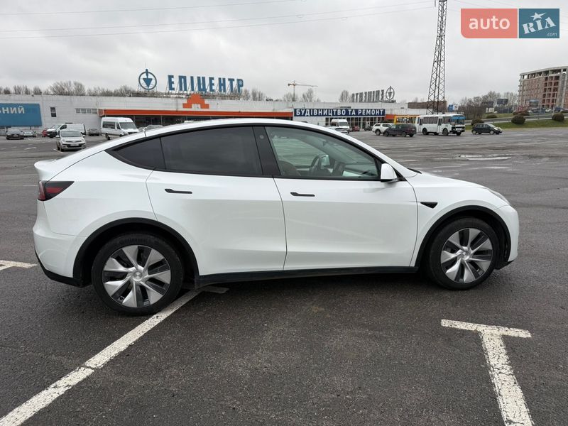 Внедорожник / Кроссовер Tesla Model Y 2022 в Ужгороде фото 12 Внедорожник / Кроссовер Tesla Model Y 2022 в Ужгороде