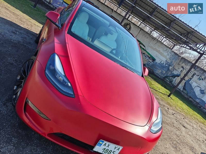 Внедорожник / Кроссовер Tesla Model Y 2023 в Лозовой