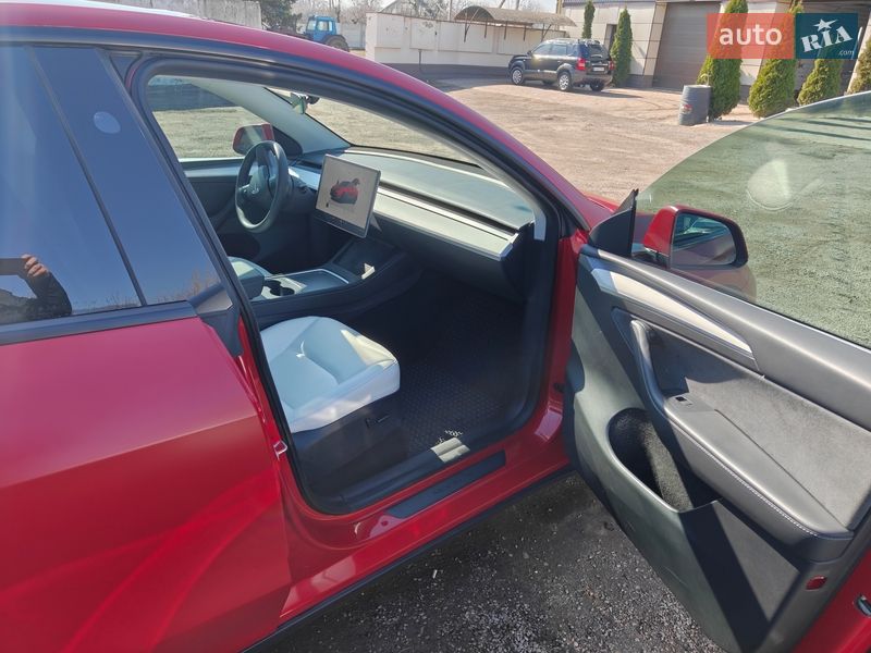 Внедорожник / Кроссовер Tesla Model Y 2023 в Лозовой