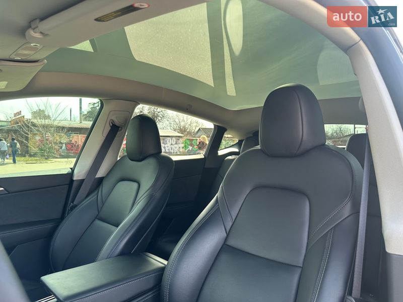 Внедорожник / Кроссовер Tesla Model Y 2023 в Харькове