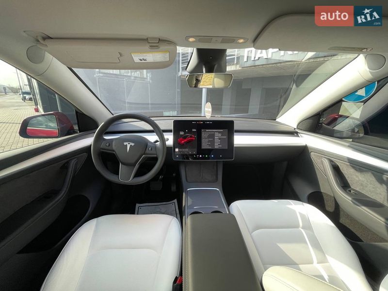 Внедорожник / Кроссовер Tesla Model Y 2024 в Киеве фото 12 Внедорожник / Кроссовер Tesla Model Y 2024 в Киеве