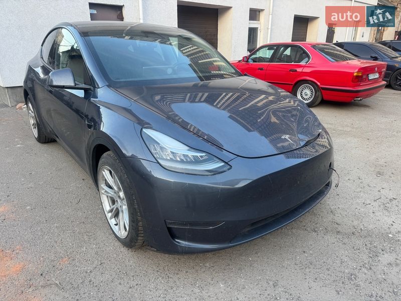 Tesla Model Y 2023 Tesla Model Y 2023