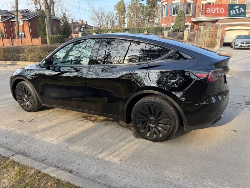 Внедорожник / Кроссовер Tesla Model Y 2023 в Киеве фото 16 Внедорожник / Кроссовер Tesla Model Y 2023 в Киеве