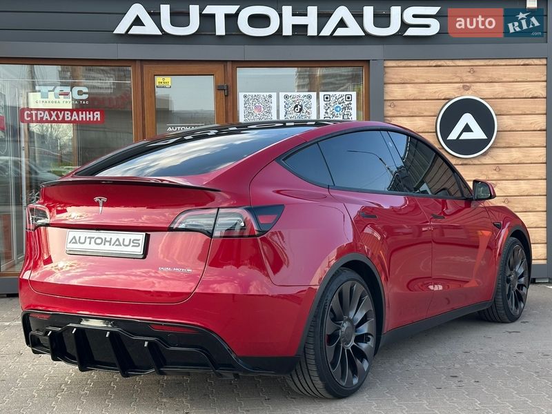 Внедорожник / Кроссовер Tesla Model Y 2023 в Житомире