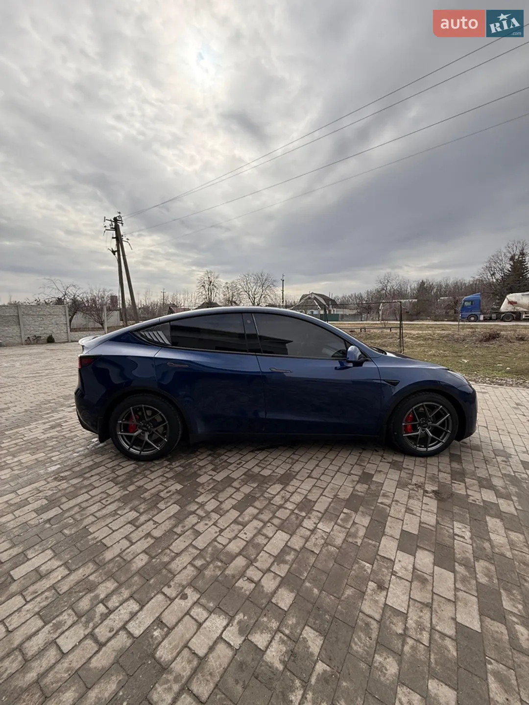 2021 Tesla Model Y - мініатюра 4