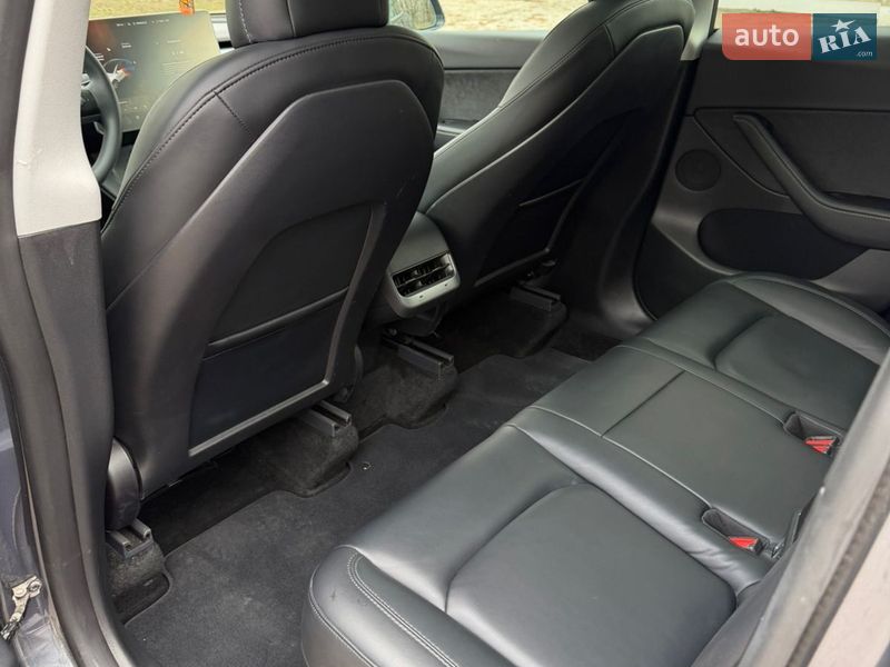 Внедорожник / Кроссовер Tesla Model Y 2021 в Золочеве фото 14 Внедорожник / Кроссовер Tesla Model Y 2021 в Золочеве