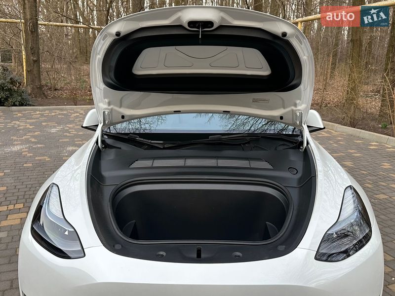 Внедорожник / Кроссовер Tesla Model Y 2023 в Одессе фото 22 Внедорожник / Кроссовер Tesla Model Y 2023 в Одессе
