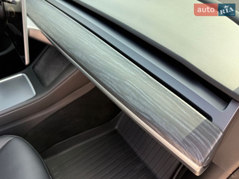 Внедорожник / Кроссовер Tesla Model Y 2023 в Киеве фото 12 Внедорожник / Кроссовер Tesla Model Y 2023 в Киеве