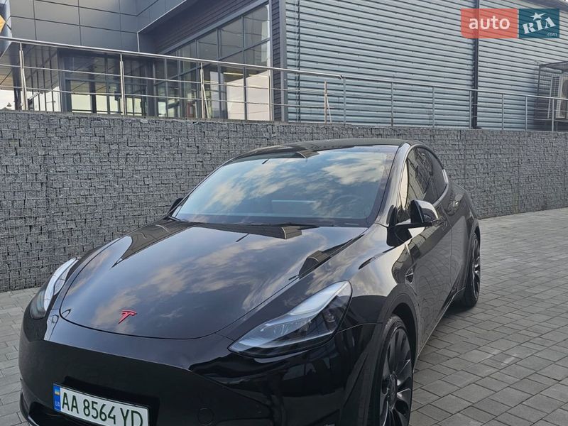 Внедорожник / Кроссовер Tesla Model Y 2023 в Киеве фото 5 Внедорожник / Кроссовер Tesla Model Y 2023 в Киеве