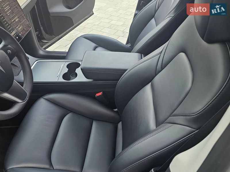 Внедорожник / Кроссовер Tesla Model Y 2023 в Киеве фото 16 Внедорожник / Кроссовер Tesla Model Y 2023 в Киеве